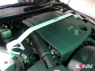 TOYOTA MARK X 04-09 2.5 ULTRARACING FRONT UPPER STRUTBAR