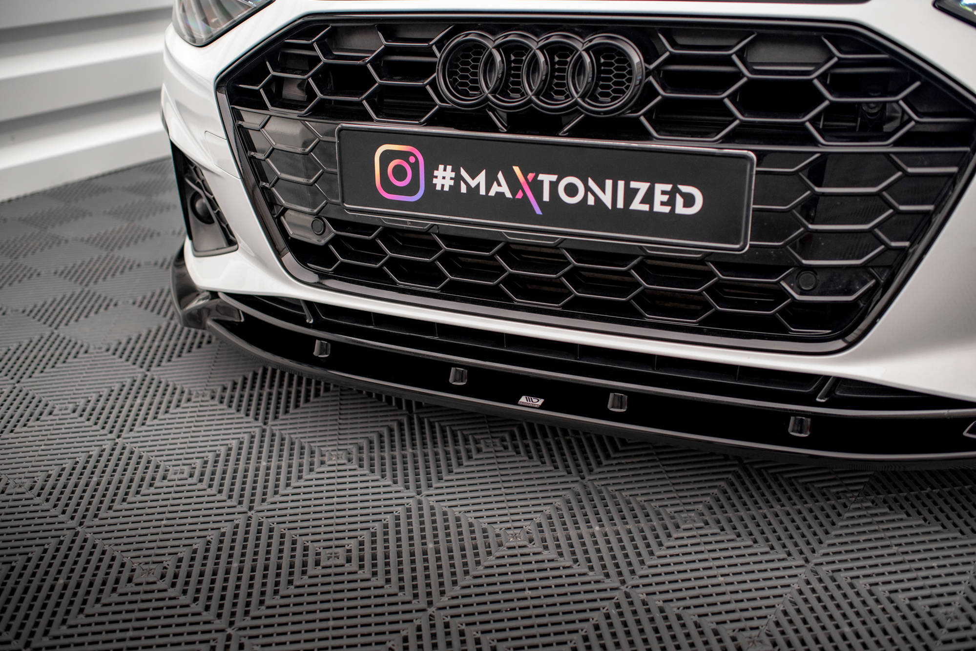 Front Splitter V.1 Audi A4 S-Line / S4 B9 Facelift - 2