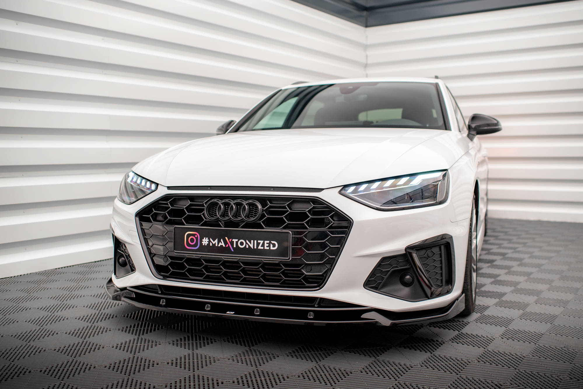 Front Splitter V.1 Audi A4 S-Line / S4 B9 Facelift - 4