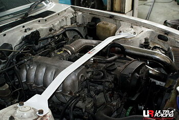 NISSAN 280ZX 79-83 ULTRARACING 2-POINT FRONT UPPER STRUTBAR