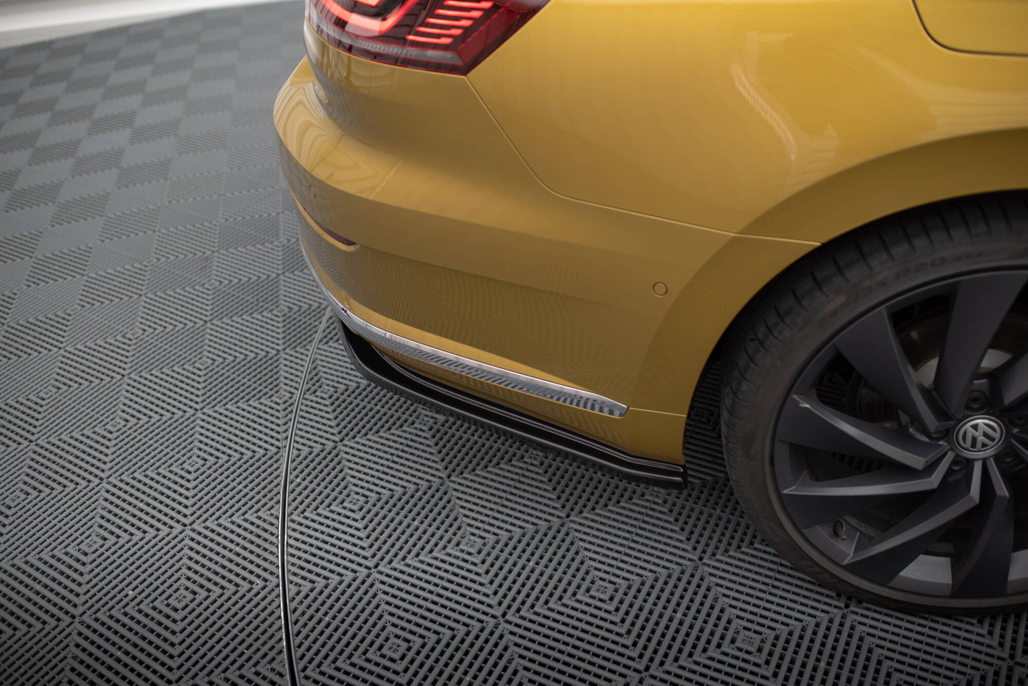 Rear Side Splitters VW Arteon R-Line - 2