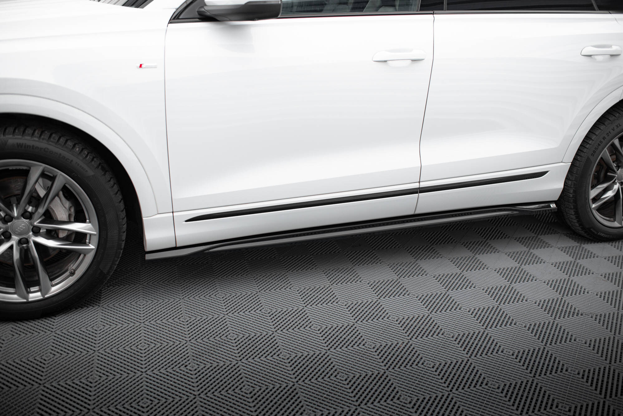 Side Skirts Diffusers V.2 Audi Q8 / Q8 S-Line / SQ8 Mk1 - 6