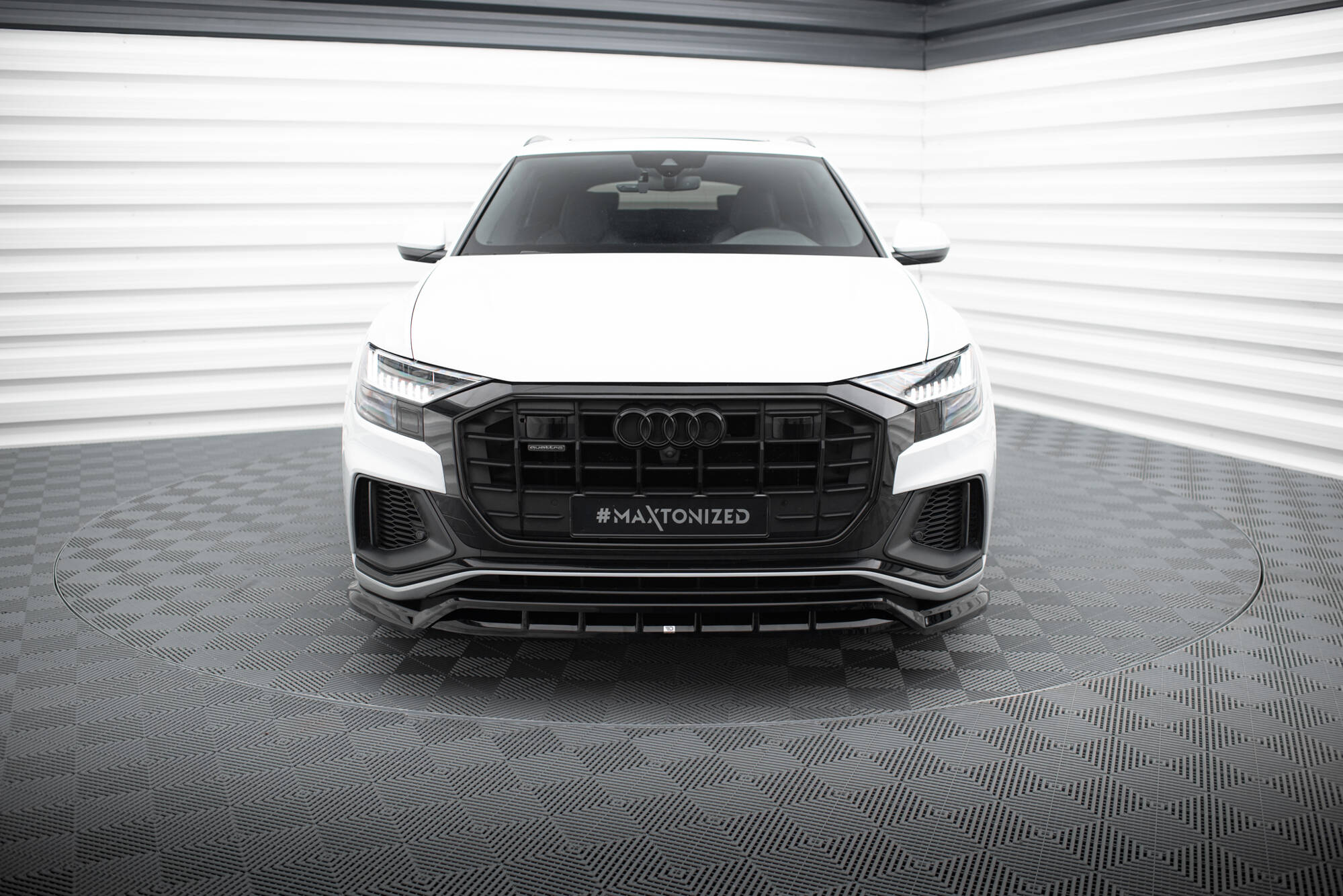 Front Splitter V.2 Audi SQ8 / Q8 S-Line Mk1 - 2
