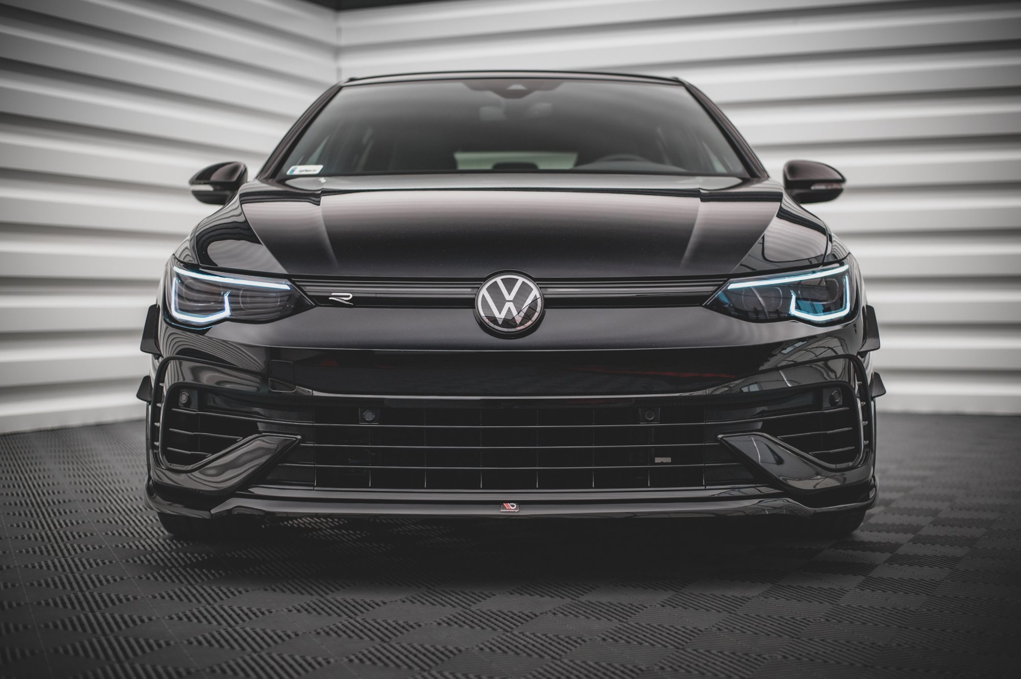 Front Splitter V.6 VW Golf R Mk8 - 3