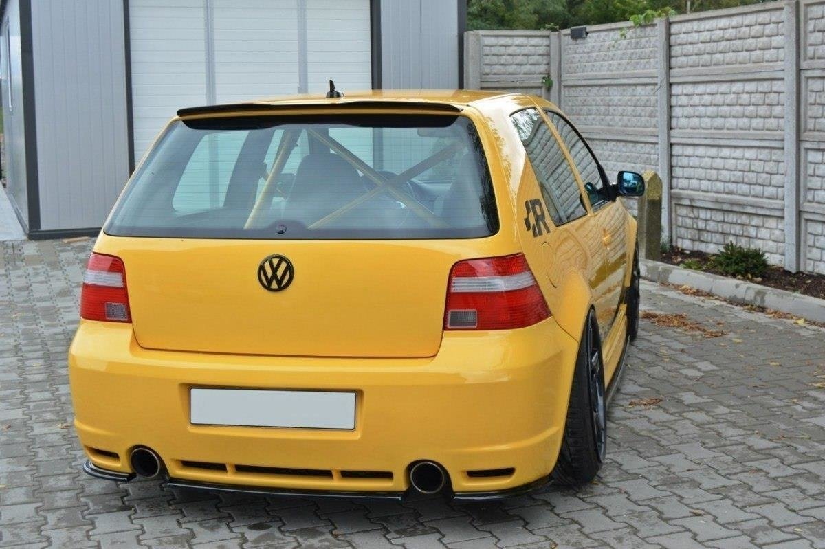 Central Rear Splitter VW Golf IV R32 - 4