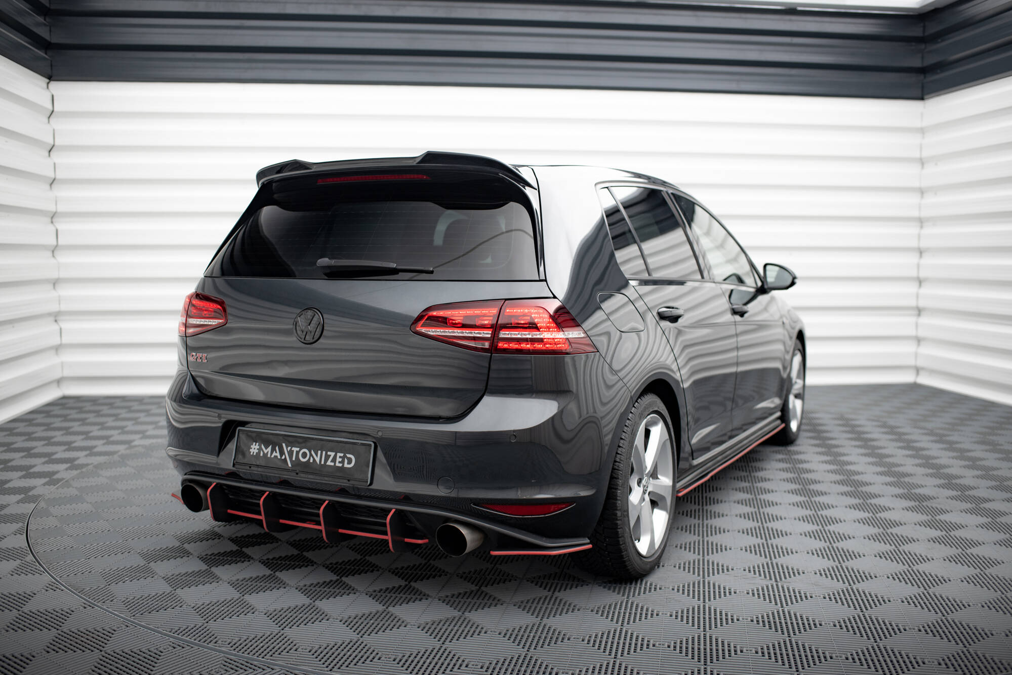 Spoiler CAP 3D Volkswagen Golf R / R-Line / GTI Mk7 - 4
