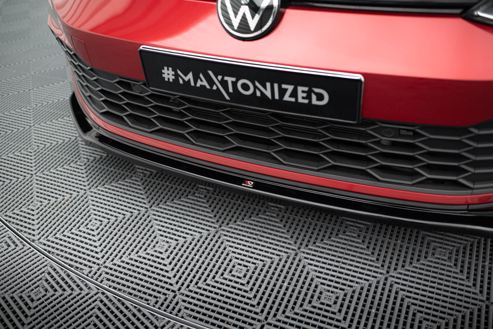 Front Splitter V.4 Volkswagen Golf GTI / GTE / R-Line Mk8 - 4