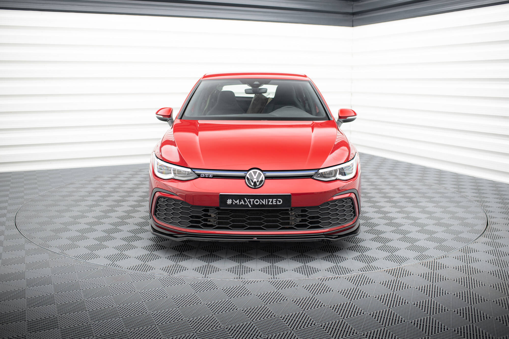Front Splitter V.4 Volkswagen Golf GTI / GTE / R-Line Mk8 - 2