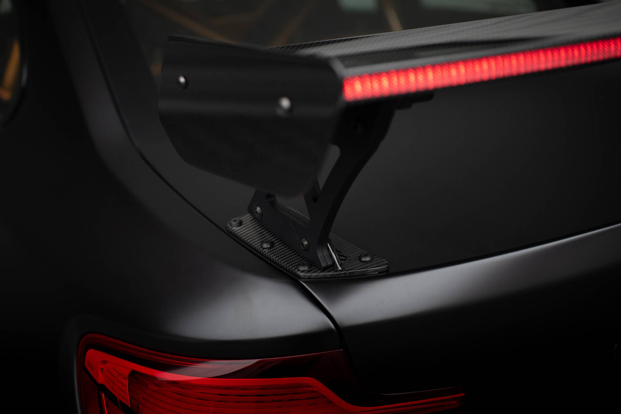 CARBON SPOILER WITH EXTERNAL BRACKETS UPRIGHTS + LED SUITABLE FOR BMW M2 F87 / 2 / 2 M-PACK F22 – MAXTON DESIGN - 12