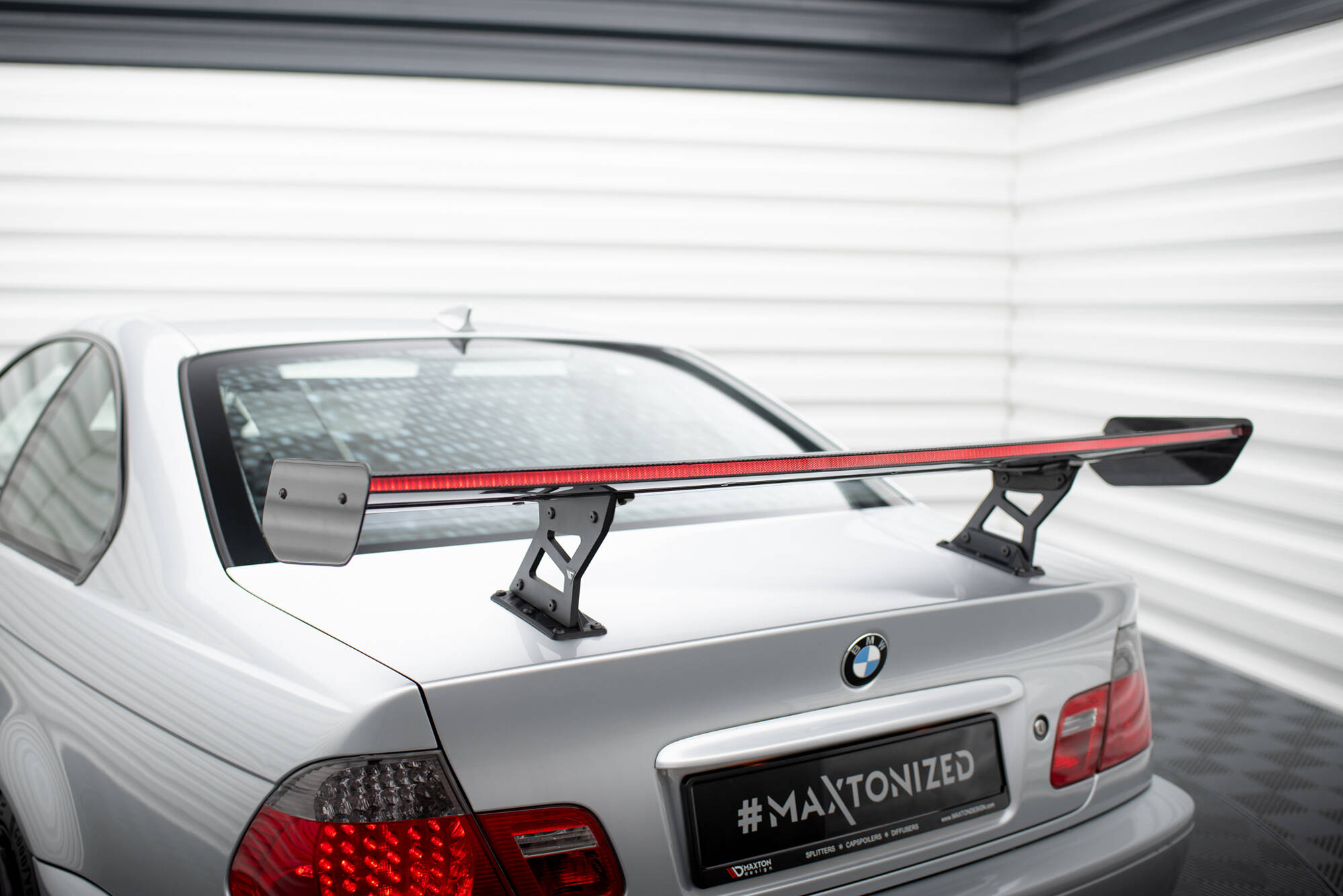 CARBON SPOILER WITH INTERNAL BRACKETS UPRIGHTS + LED SUITABLE FOR BMW 3 COUPE E46 – MAXTON DESIGN - 9