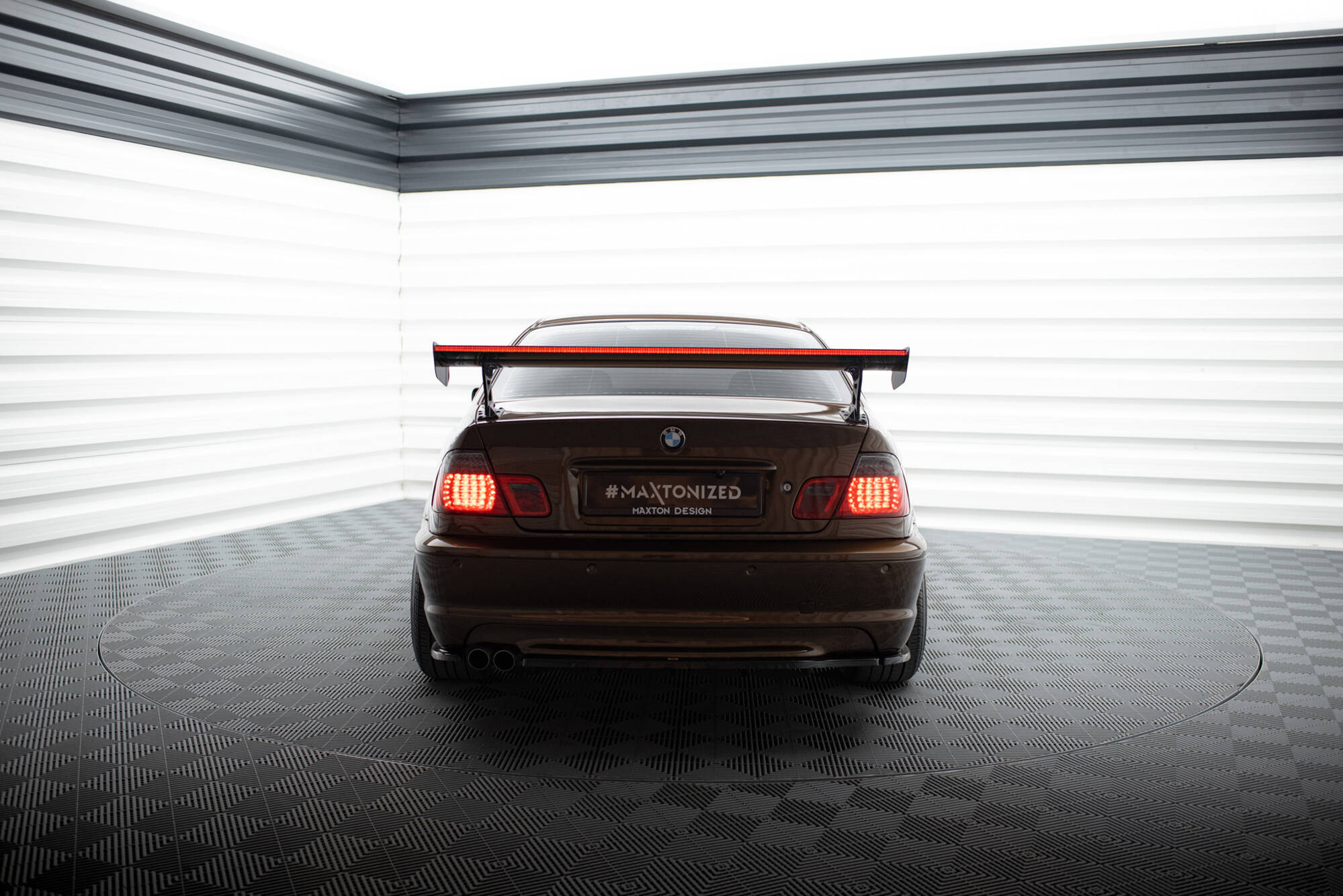 CARBON SPOILER WITH EXTERNAL BRACKETS UPRIGHTS + LED SUITABLE FOR BMW 3 COUPE E46 – MAXTON DESIGN - 3