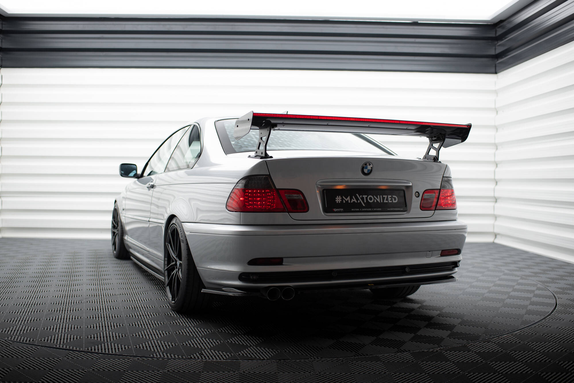 CARBON SPOILER WITH EXTERNAL BRACKETS UPRIGHTS + LED SUITABLE FOR BMW 3 COUPE E46 – MAXTON DESIGN - 17