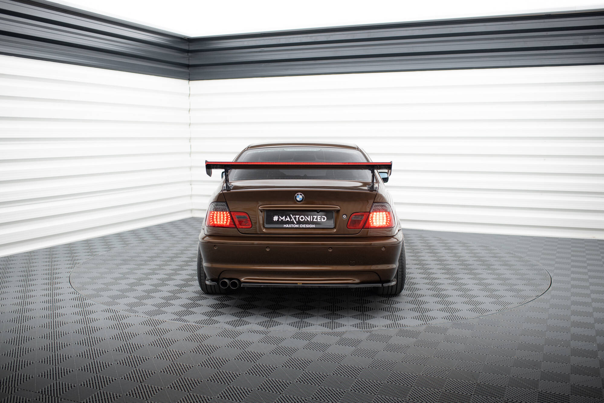 CARBON SPOILER WITH EXTERNAL BRACKETS UPRIGHTS + LED SUITABLE FOR BMW 3 COUPE E46 – MAXTON DESIGN - 7