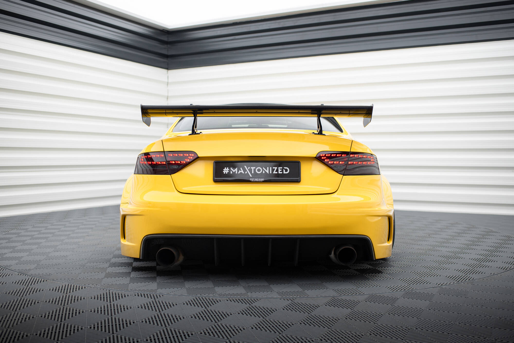 CARBON SPOILER WITH UPPER SWAN MOUNTING SUITABLE FOR AUDI A5 COUPE 8T – MAXTON DESIGN - 3