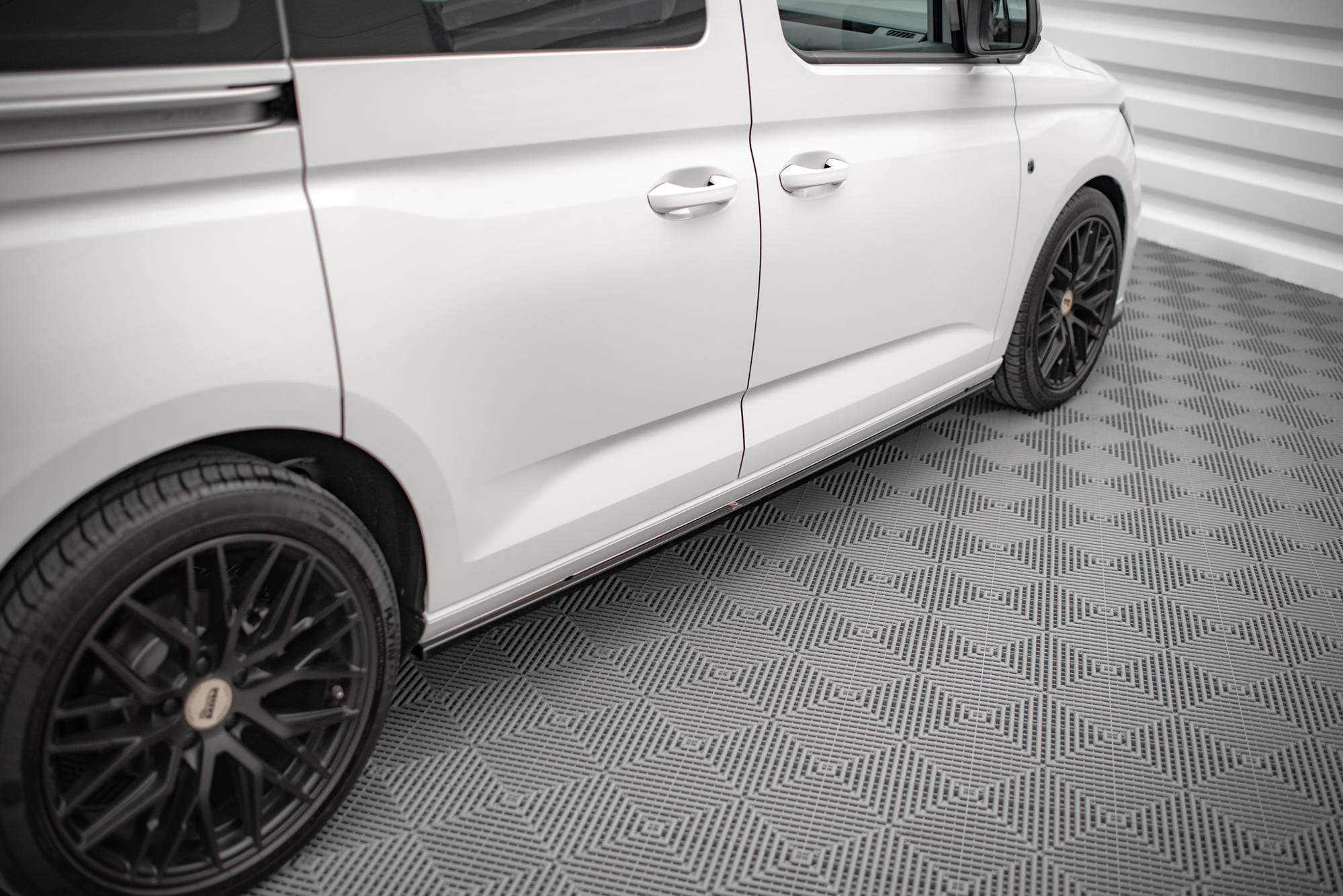 Side Skirts Diffusers VW Caddy MK5 (2020-) - 2