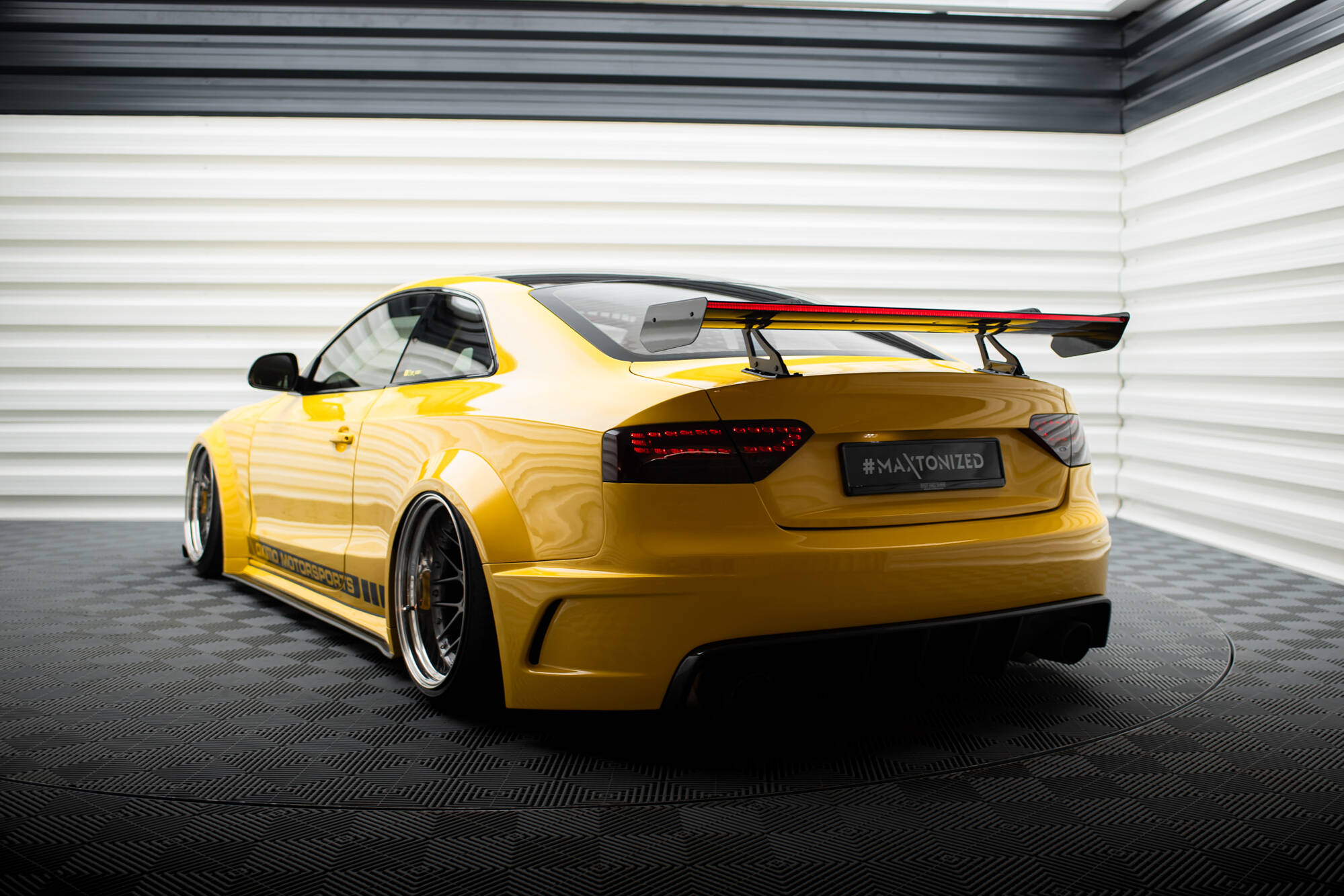 CARBON SPOILER WITH UPPER SWAN MOUNTING + LED SUITABLE FOR AUDI A5 COUPE 8T – MAXTON DESIGN - 19