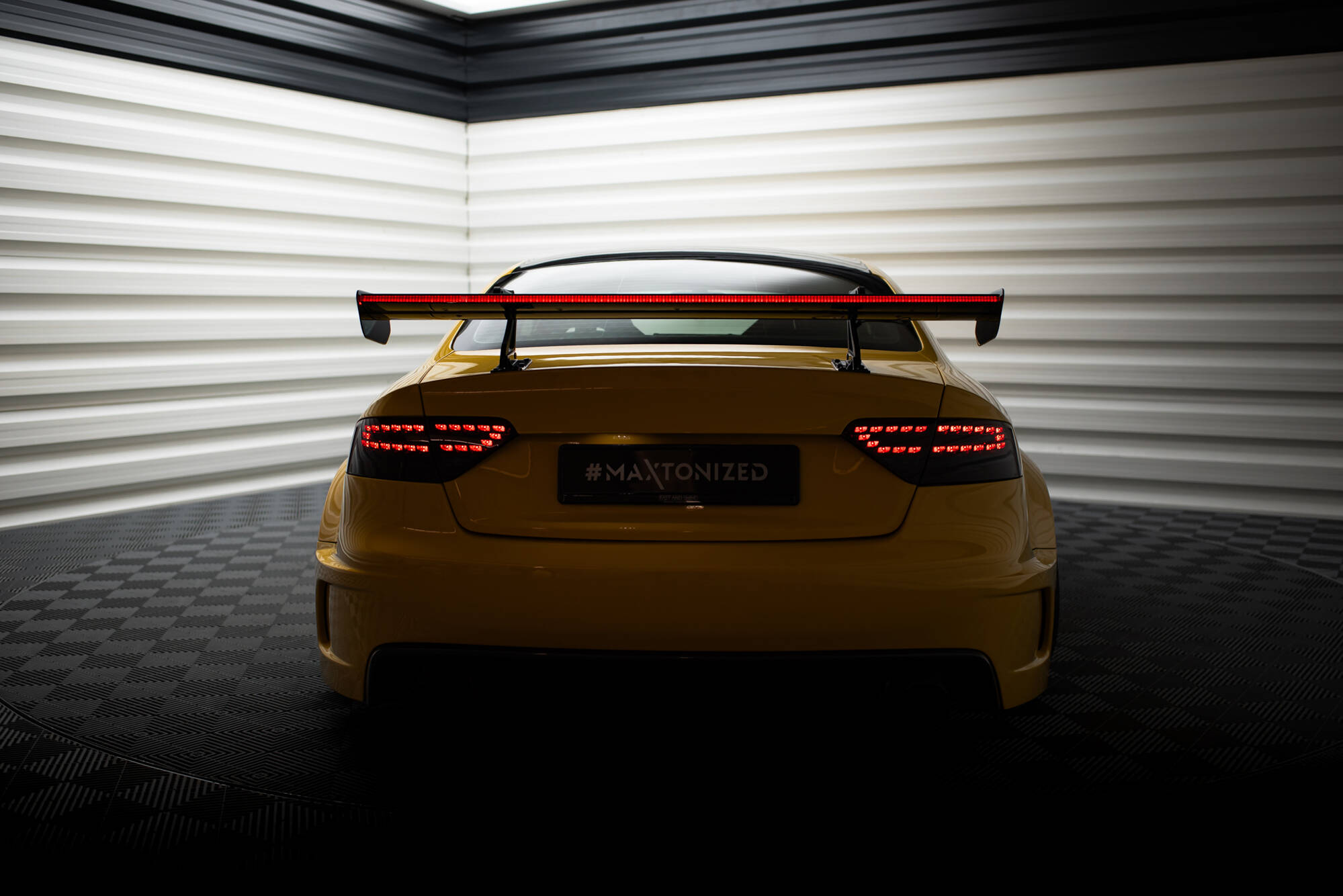 CARBON SPOILER WITH UPPER SWAN MOUNTING + LED SUITABLE FOR AUDI A5 COUPE 8T – MAXTON DESIGN - 13