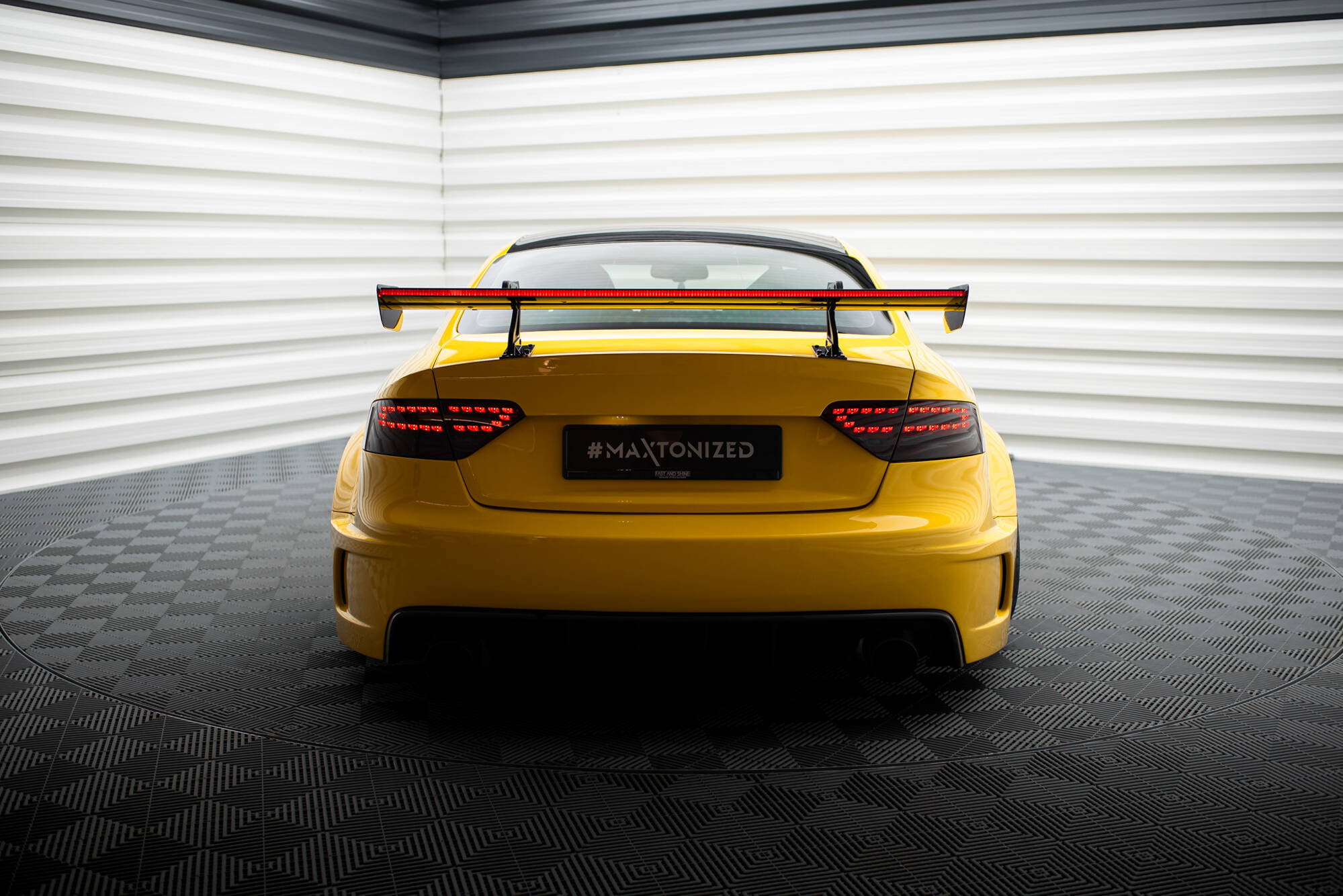 CARBON SPOILER WITH UPPER SWAN MOUNTING + LED SUITABLE FOR AUDI A5 COUPE 8T – MAXTON DESIGN - 11