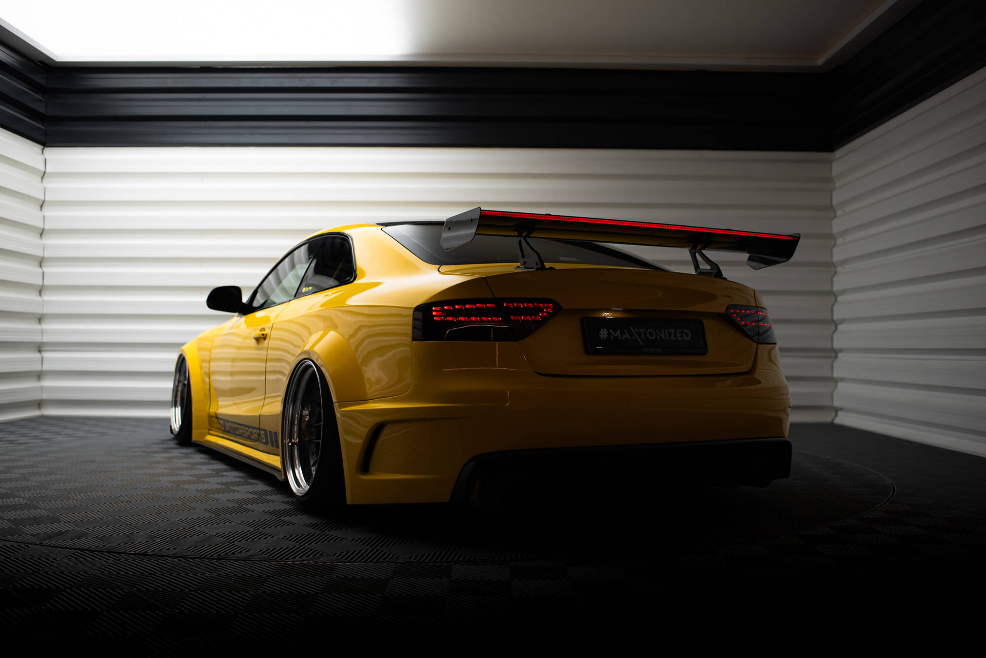 CARBON SPOILER WITH UPPER SWAN MOUNTING + LED SUITABLE FOR AUDI A5 COUPE 8T – MAXTON DESIGN - 23