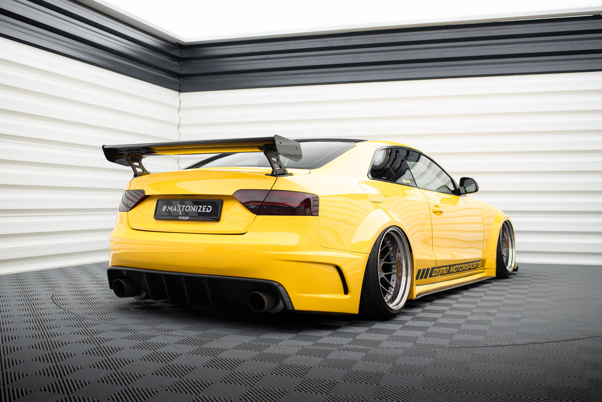 CARBON SPOILER WITH EXTERNAL BRACKETS UPRIGHTS SUITABLE FOR AUDI A5 COUPE 8T – MAXTON DESIGN - 3