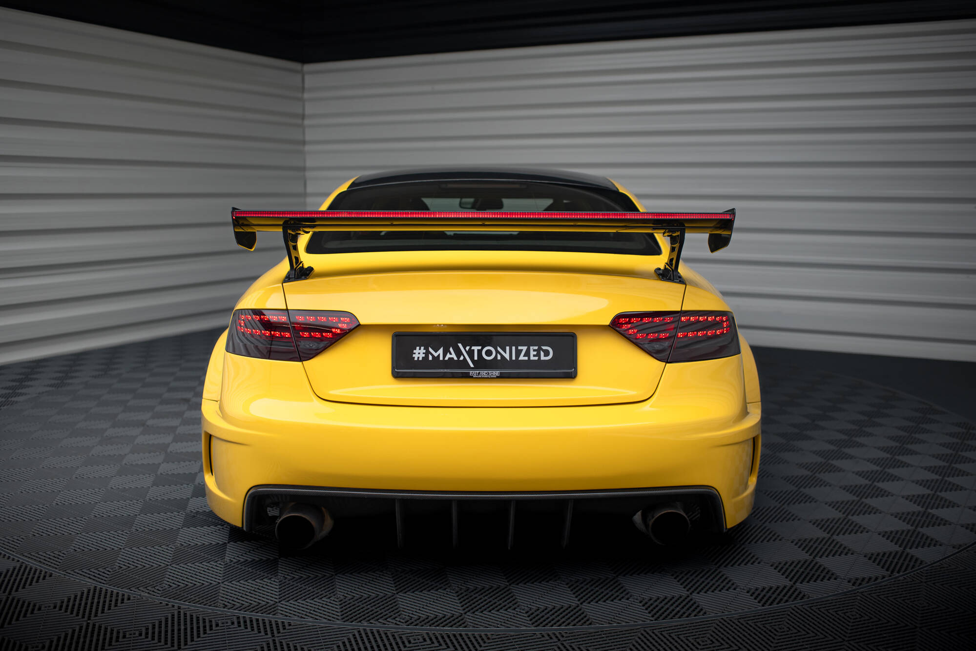 CARBON SPOILER WITH EXTERNAL BRACKETS UPRIGHTS + LED SUITABLE FOR AUDI A5 COUPE 8T – MAXTON DESIGN - 3