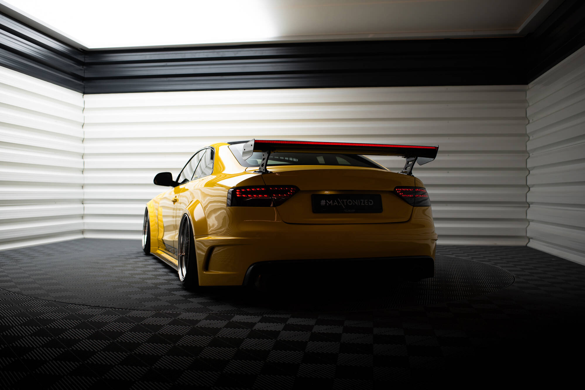 CARBON SPOILER WITH EXTERNAL BRACKETS UPRIGHTS + LED SUITABLE FOR AUDI A5 COUPE 8T – MAXTON DESIGN - 8