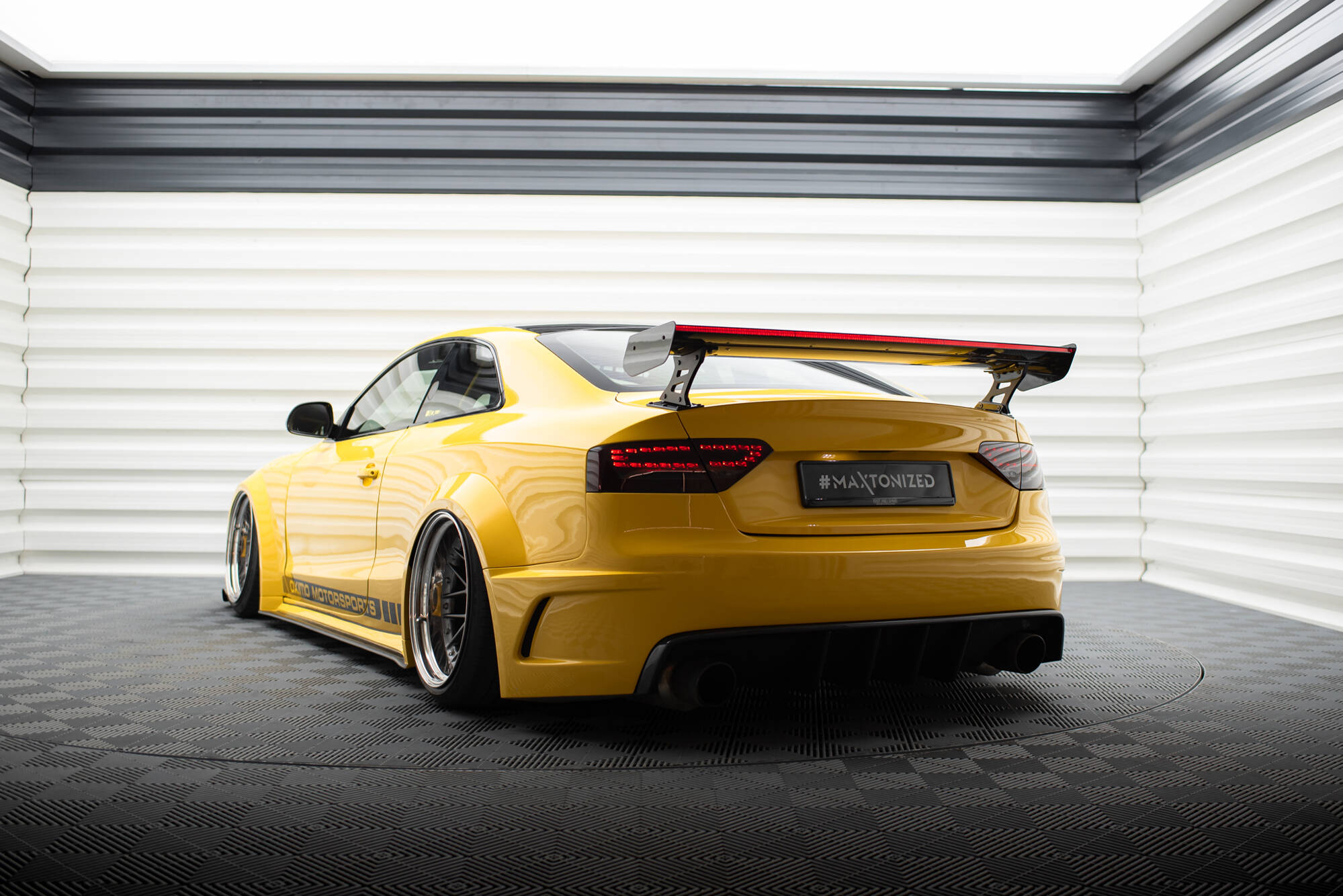 CARBON SPOILER WITH EXTERNAL BRACKETS UPRIGHTS + LED SUITABLE FOR AUDI A5 COUPE 8T – MAXTON DESIGN - 9