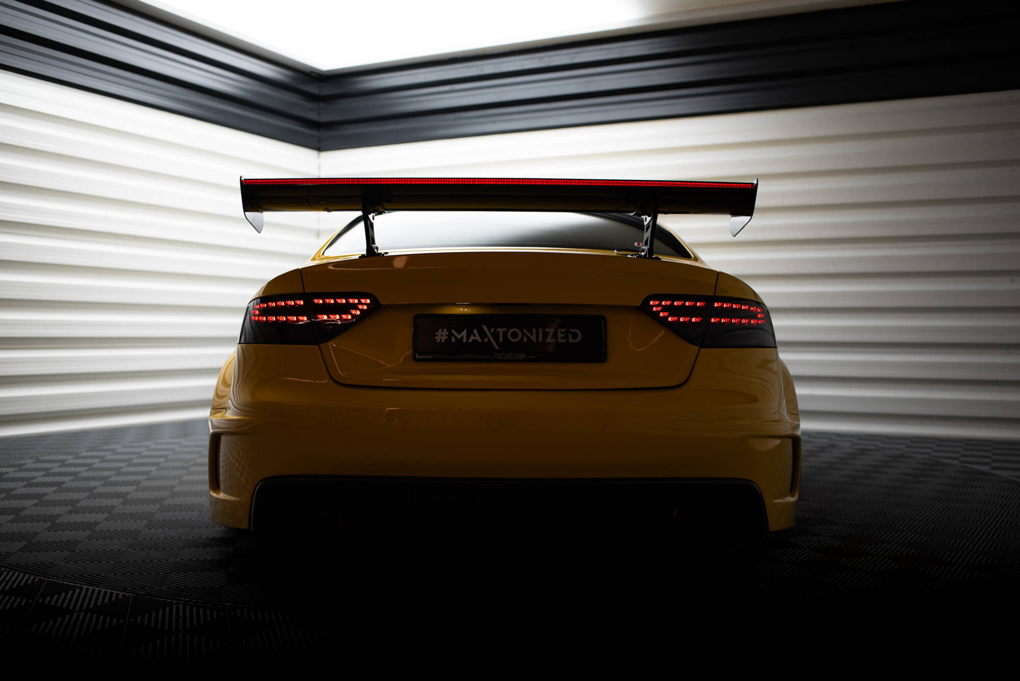 CARBON SPOILER WITH INTERNAL BRACKETS UPRIGHTS + LED SUITABLE FOR AUDI A5 COUPE 8T – MAXTON DESIGN - 2