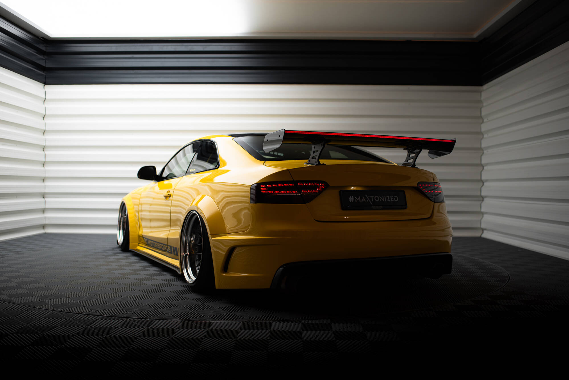 CARBON SPOILER WITH INTERNAL BRACKETS UPRIGHTS + LED SUITABLE FOR AUDI A5 COUPE 8T – MAXTON DESIGN - 9