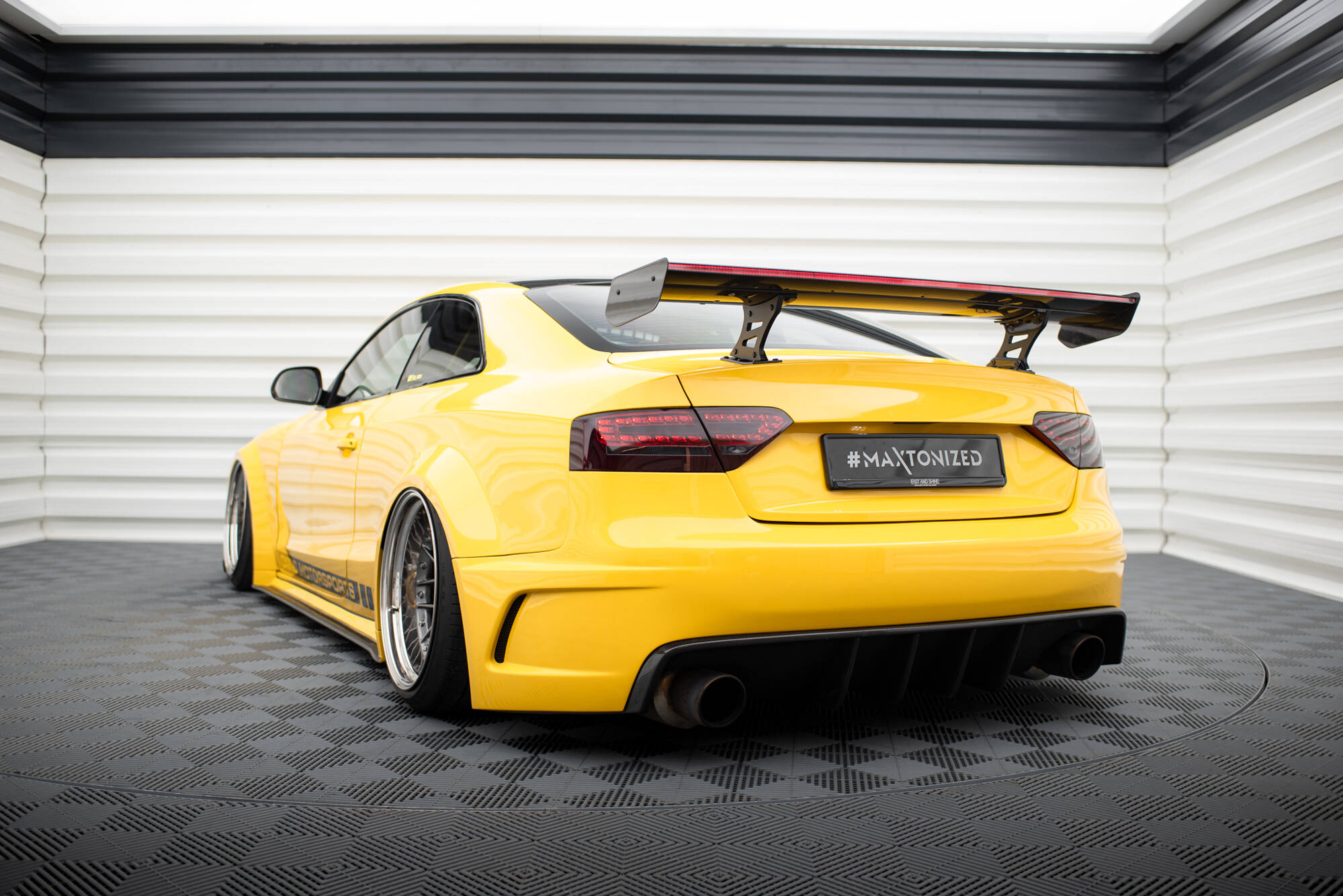 CARBON SPOILER WITH INTERNAL BRACKETS UPRIGHTS + LED SUITABLE FOR AUDI A5 COUPE 8T – MAXTON DESIGN - 18