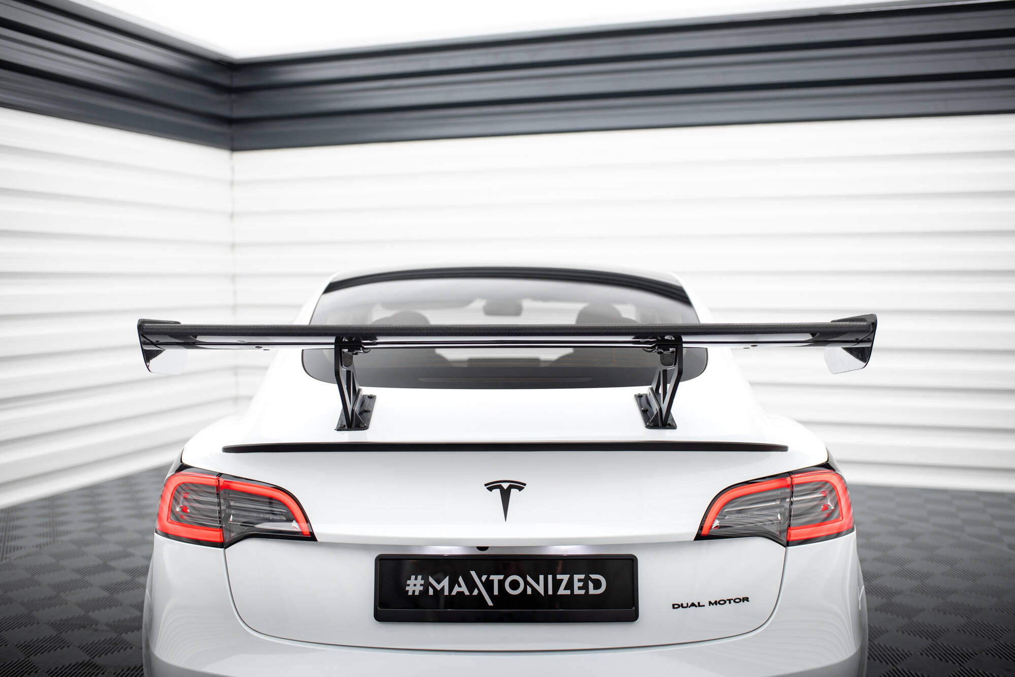 CARBON SPOILER SUITABLE FOR TESLA MODEL 3 – MAXTON DESIGN - 17
