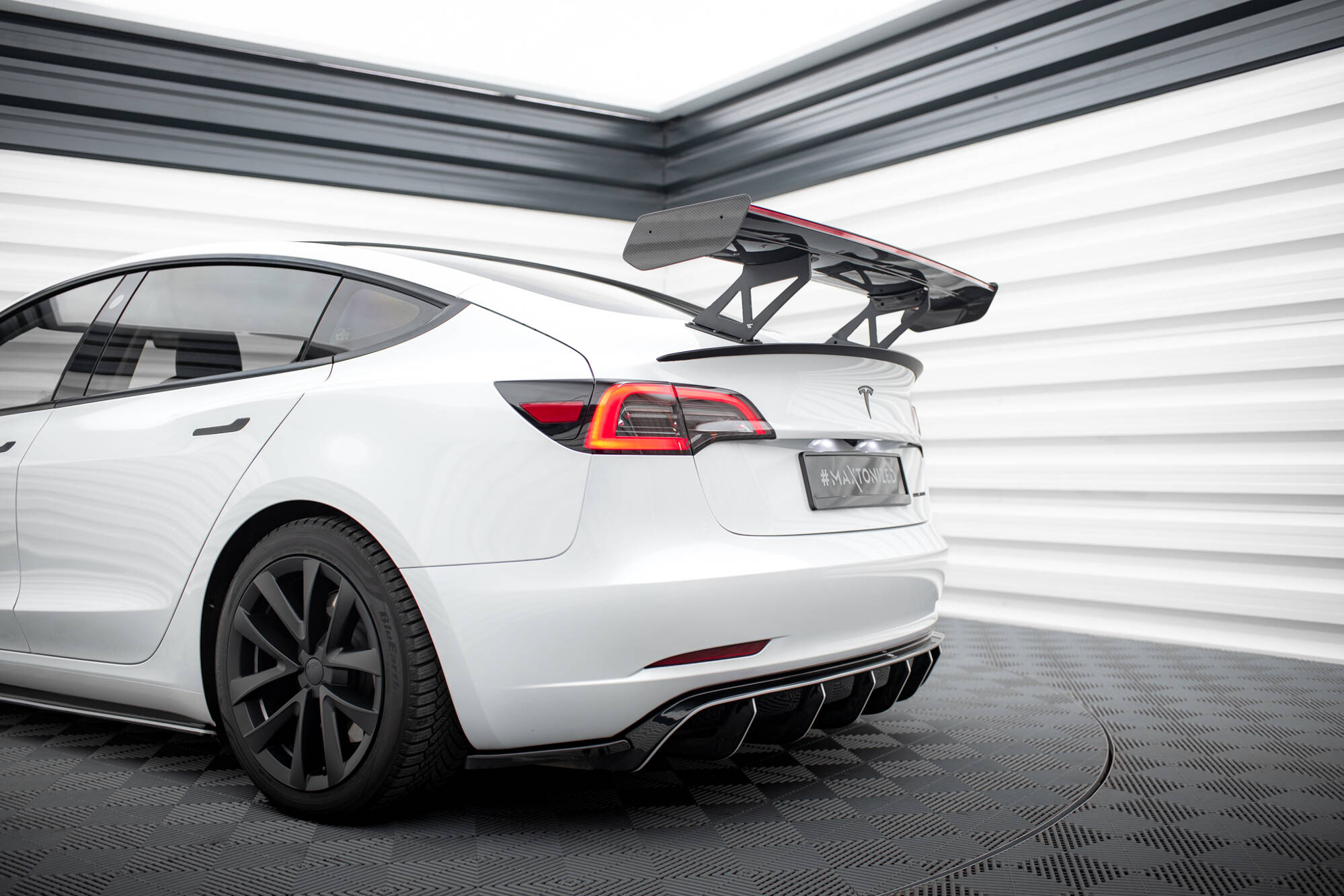 CARBON SPOILER + LED SUITABLE FOR TESLA MODEL 3 – MAXTON DESIGN - 22