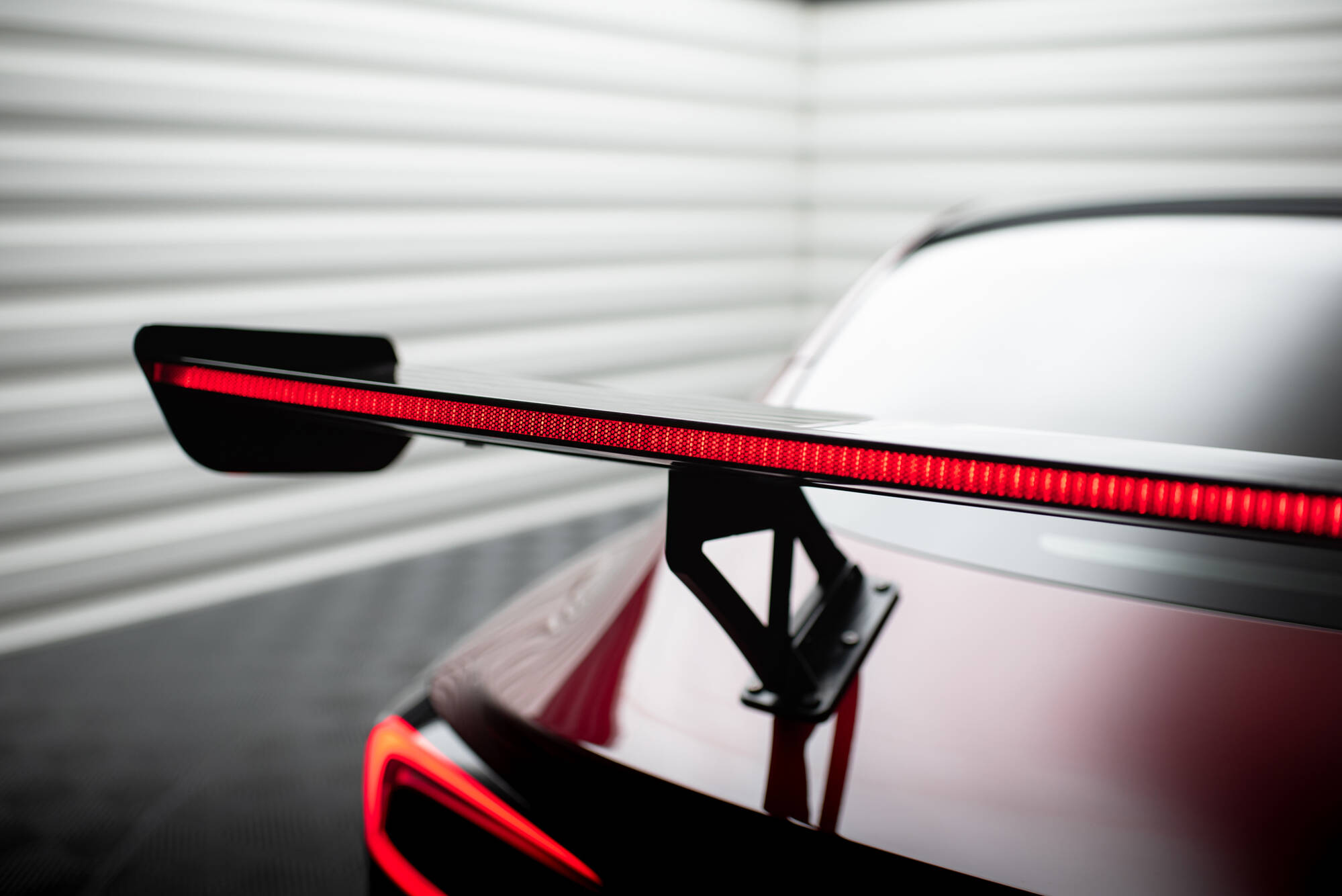 CARBON SPOILER + LED SUITABLE FOR TESLA MODEL 3 – MAXTON DESIGN - 8