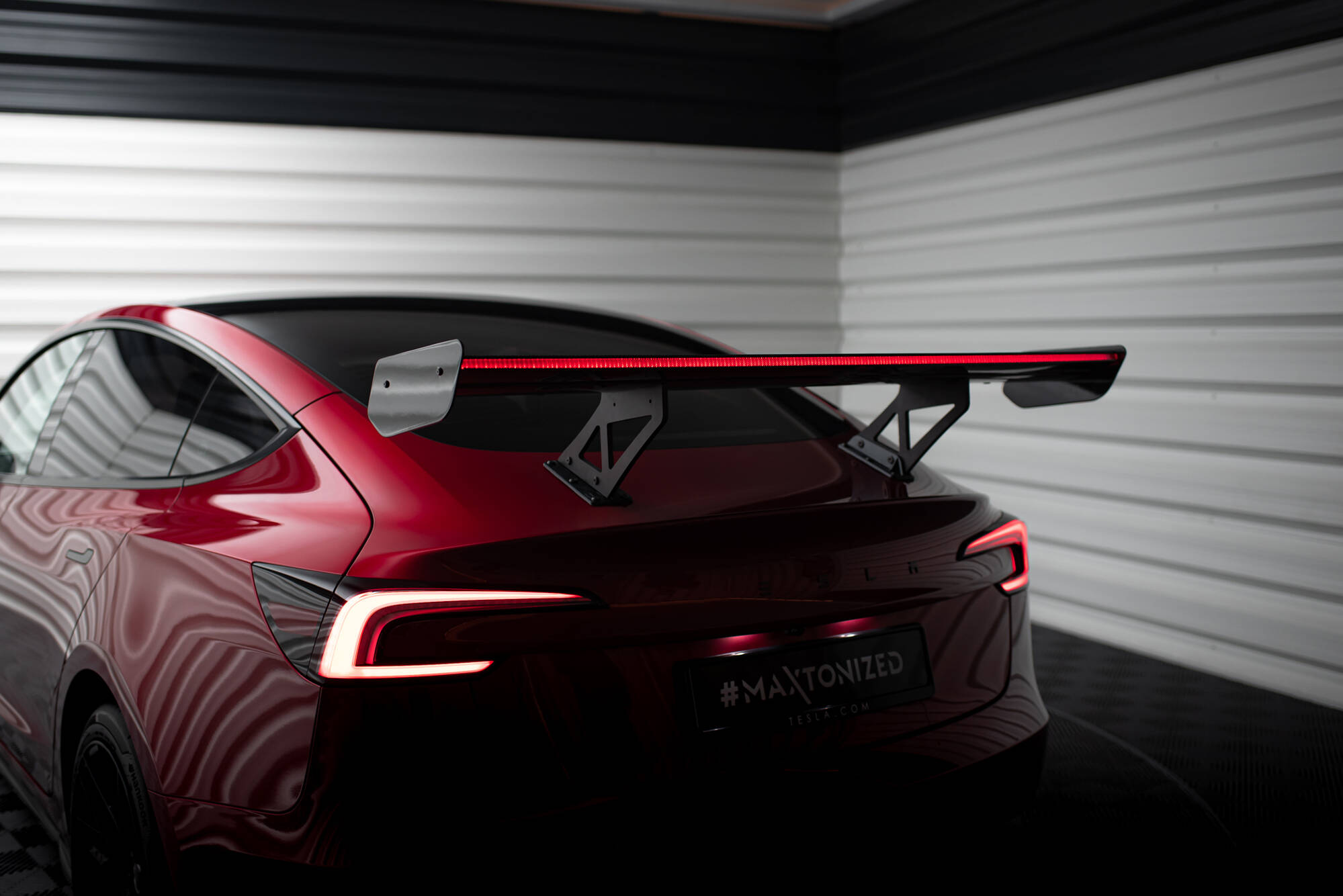 CARBON SPOILER + LED SUITABLE FOR TESLA MODEL 3 – MAXTON DESIGN - 11