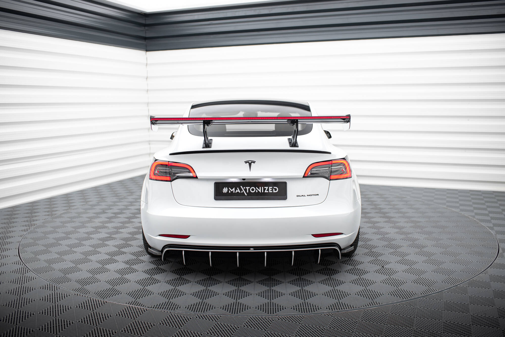CARBON SPOILER + LED SUITABLE FOR TESLA MODEL 3 – MAXTON DESIGN - 24