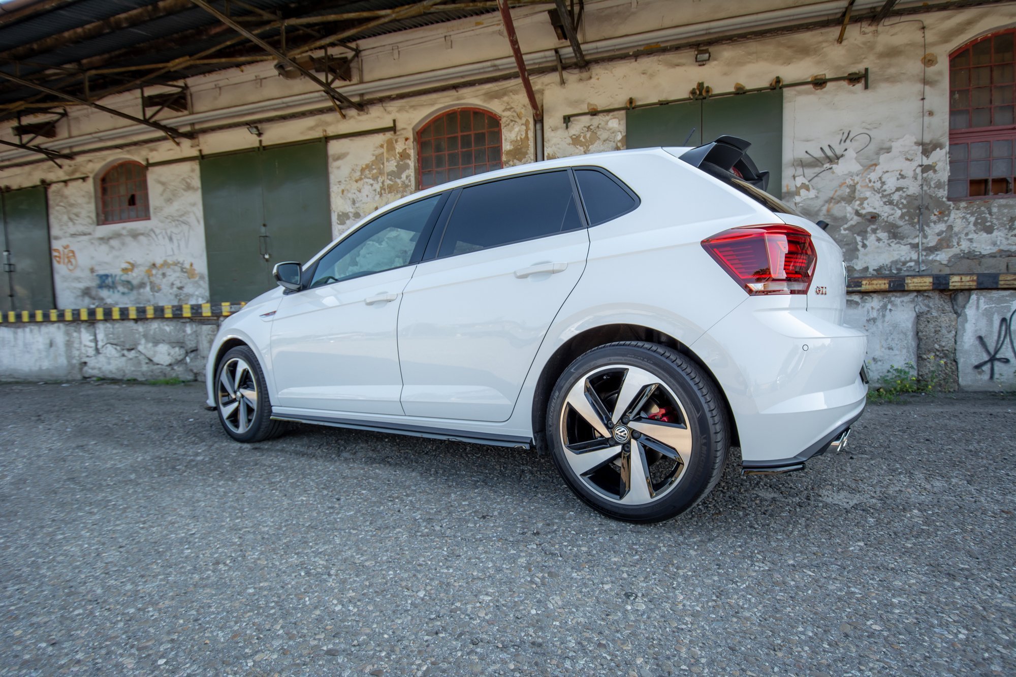 Side Skirts Diffusers Volkswagen Polo GTI / R-Line Mk6 - 9