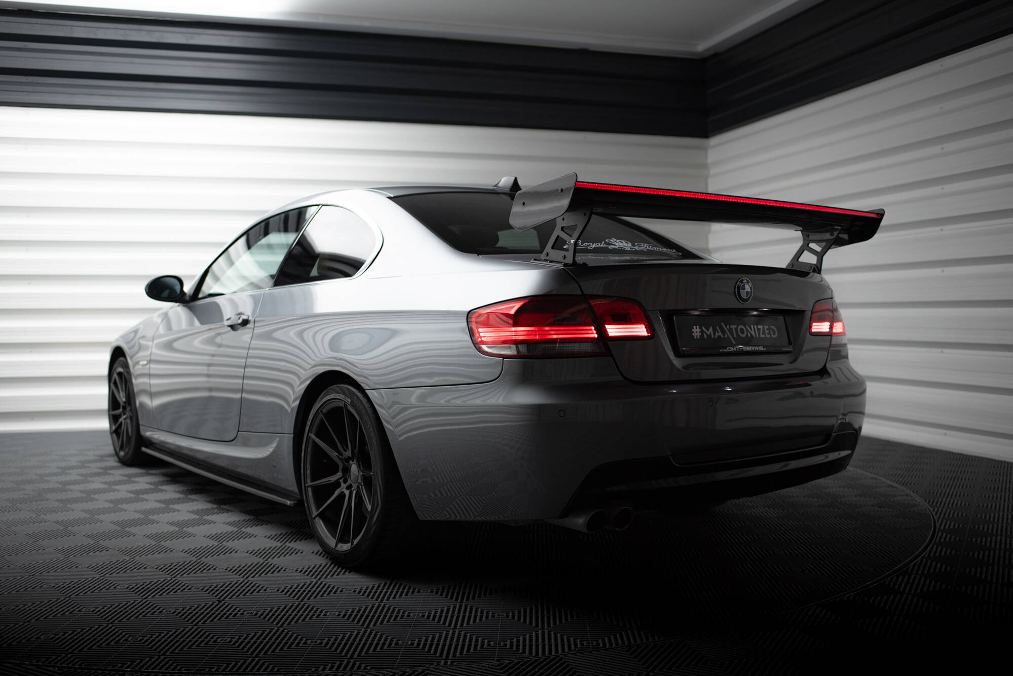CARBON SPOILER WITH EXTERNAL BRACKETS UPRIGHTS + LED SUITABLE FOR BMW 3 / M3 COUPE E92 – MAXTON DESIGN - 11