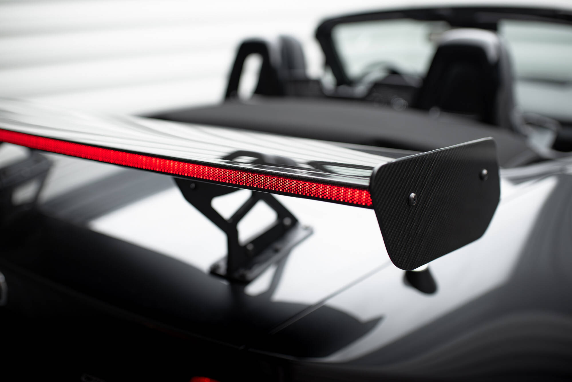 CARBON SPOILER WITH INTERNAL BRACKETS UPRIGHTS + LED SUITABLE FOR MAZDA MX-5 ND (MK4) – MAXTON DESIGN - 6