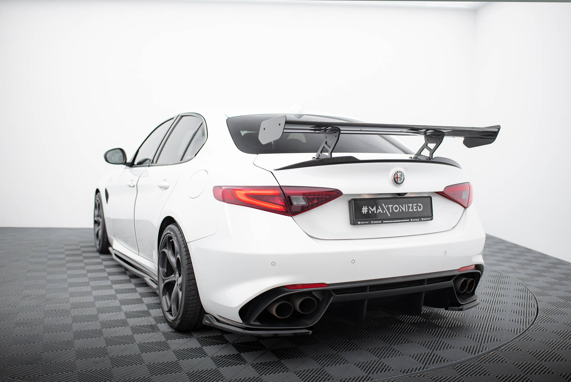 CARBON SPOILER SUITABLE FOR ALFA ROMEO GIULIA QUADRIFOGLIO – MAXTON DESIGN - 4