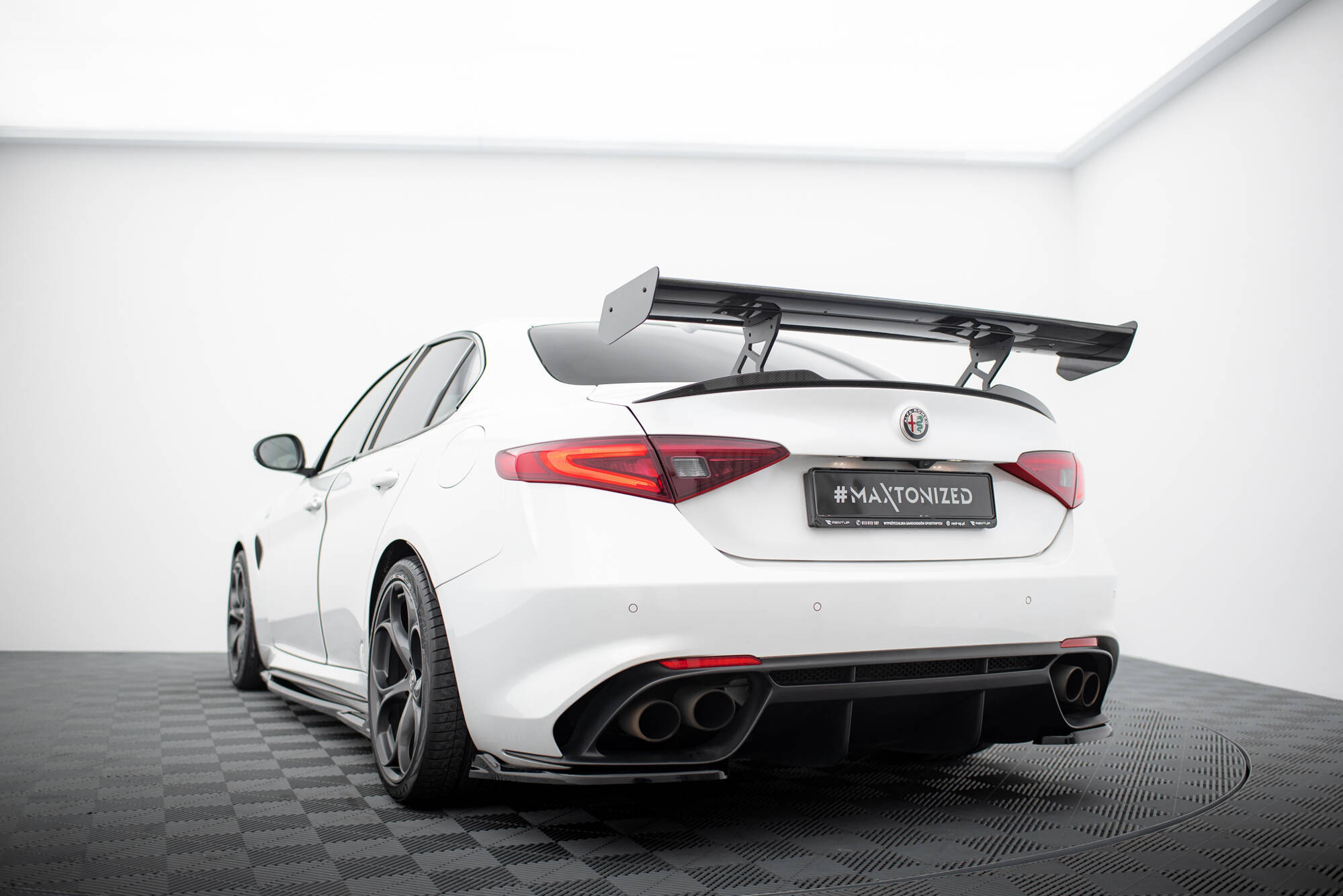 CARBON SPOILER SUITABLE FOR ALFA ROMEO GIULIA QUADRIFOGLIO – MAXTON DESIGN - 13