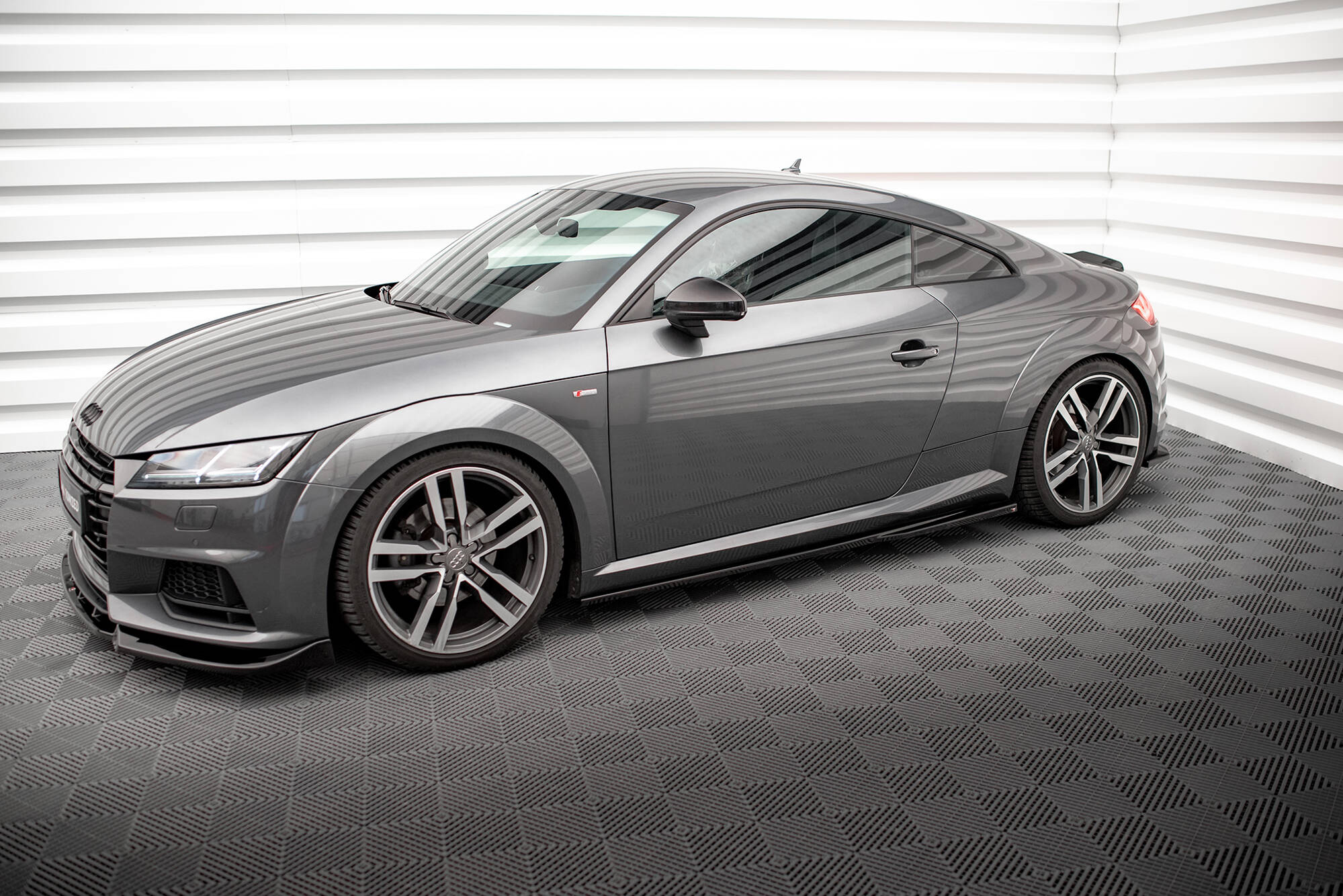 Side Skirts Diffusers Audi TT S / S-Line 8S - 4
