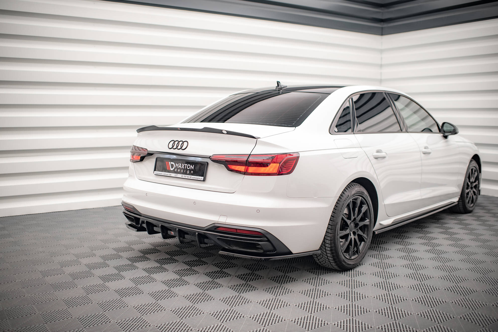 Rear Side Splitters Audi A4 B9 Facelift - 4