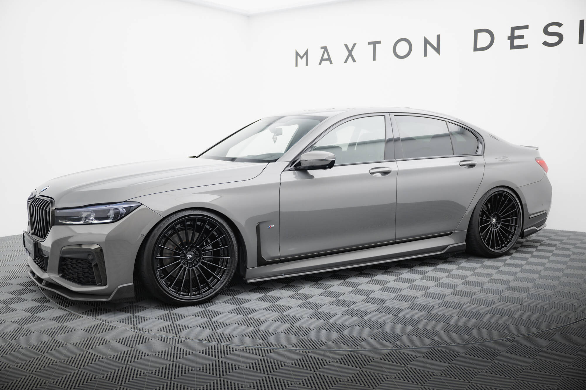 PREPREG CARBON FIBER SIDE SKIRTS SUITABLE FOR BMW 7 M-PACK G11 FACELIFT – MAXTON DESIGN - 6