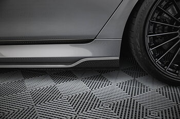 PREPREG CARBON FIBER SIDE SKIRTS SUITABLE FOR BMW 7 M-PACK G11 FACELIFT – MAXTON DESIGN
