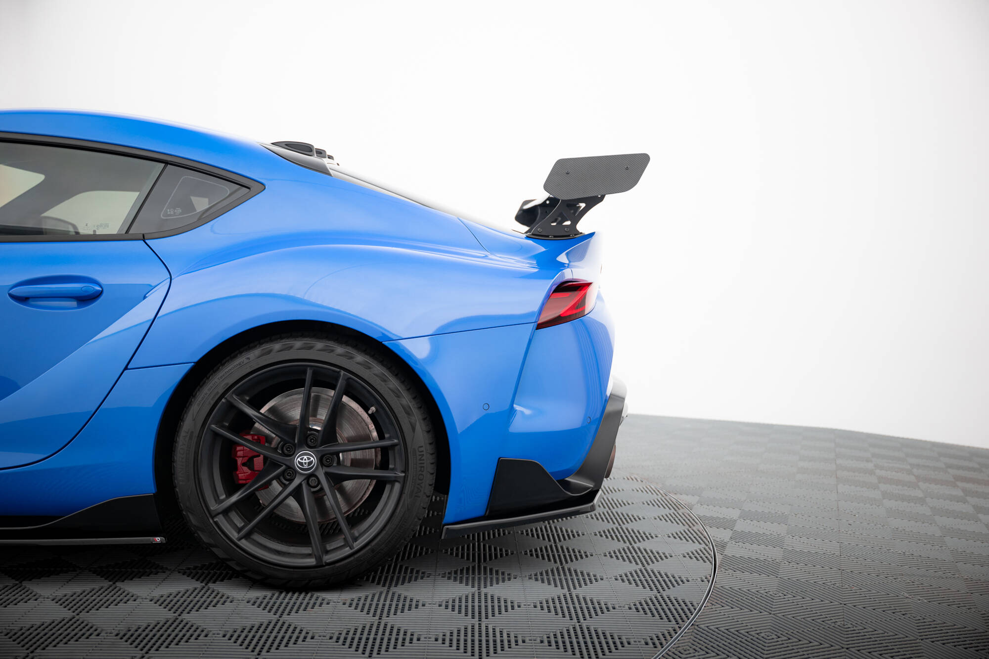 CARBON SPOILER WITH EXTERNAL BRACKETS UPRIGHTS + LED SUITABLE FOR TOYOTA SUPRA MK5 – MAXTON DESIGN - 23