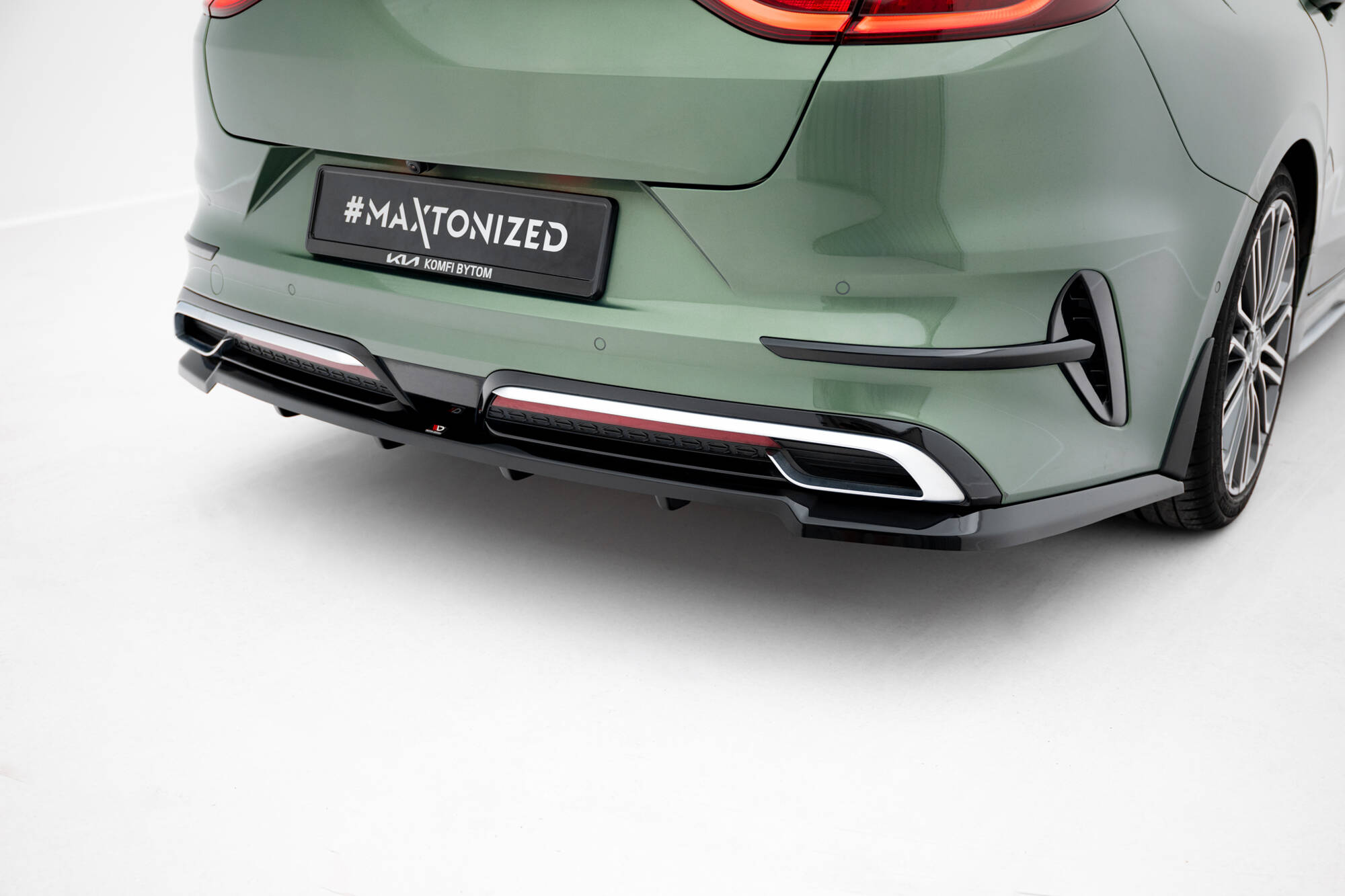 REAR SPLITTER (WITH VERTICAL BARS) SUITABLE FOR KIA PROCEED GT-LINE MK1 FACELIFT – MAXTON DESIGN - 6
