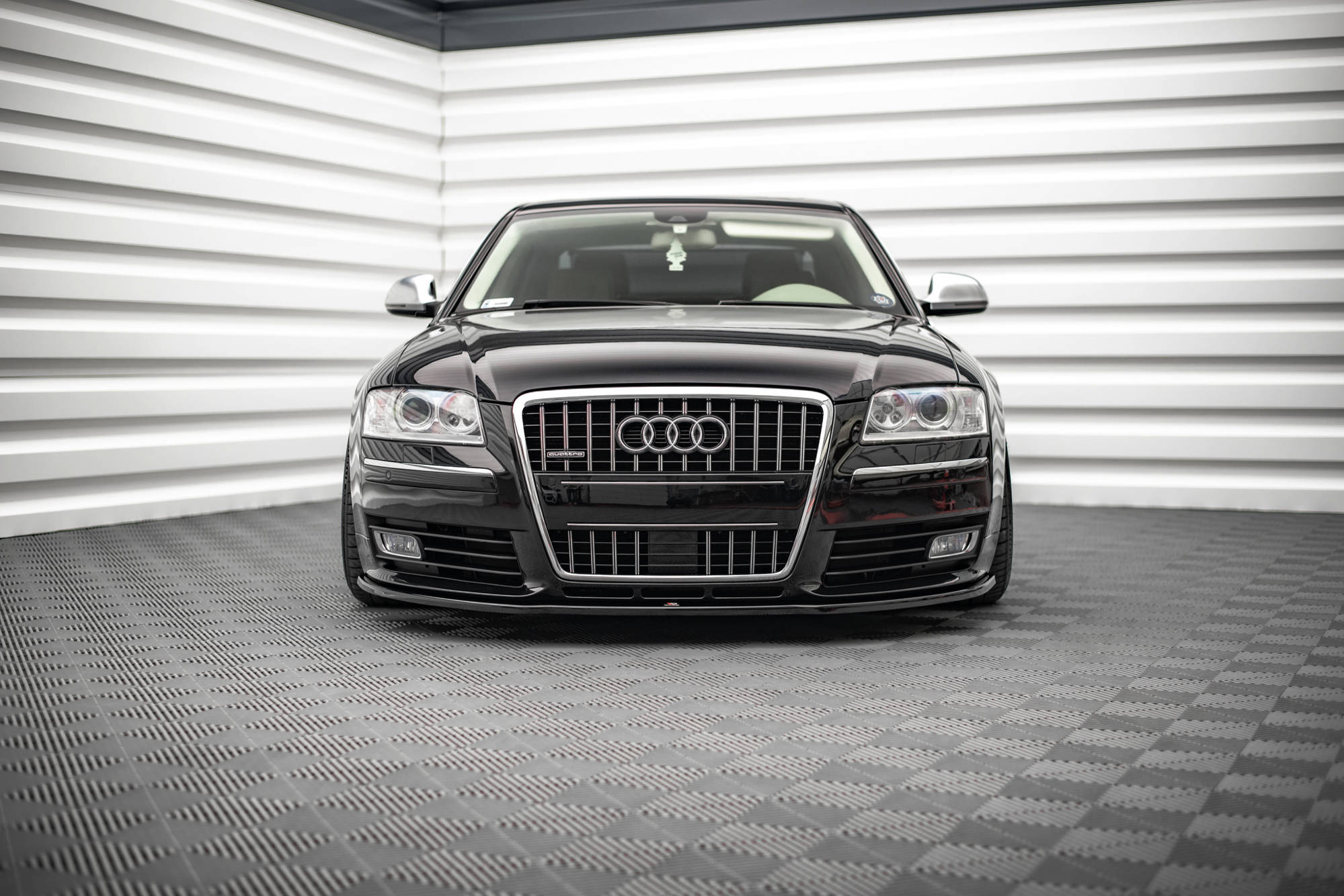 Front Splitter Audi S8 D3 (2006-2010) - 3
