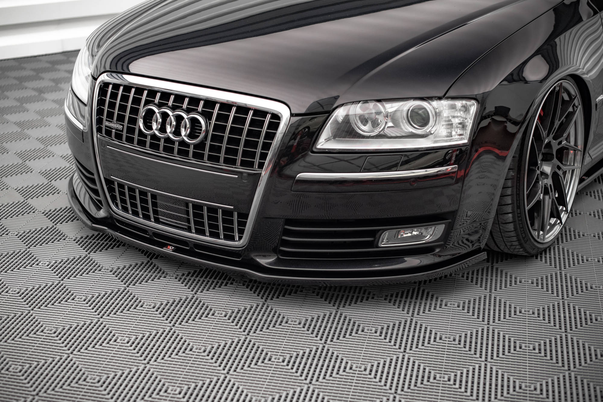 Front Splitter Audi S8 D3 (2006-2010) - 2