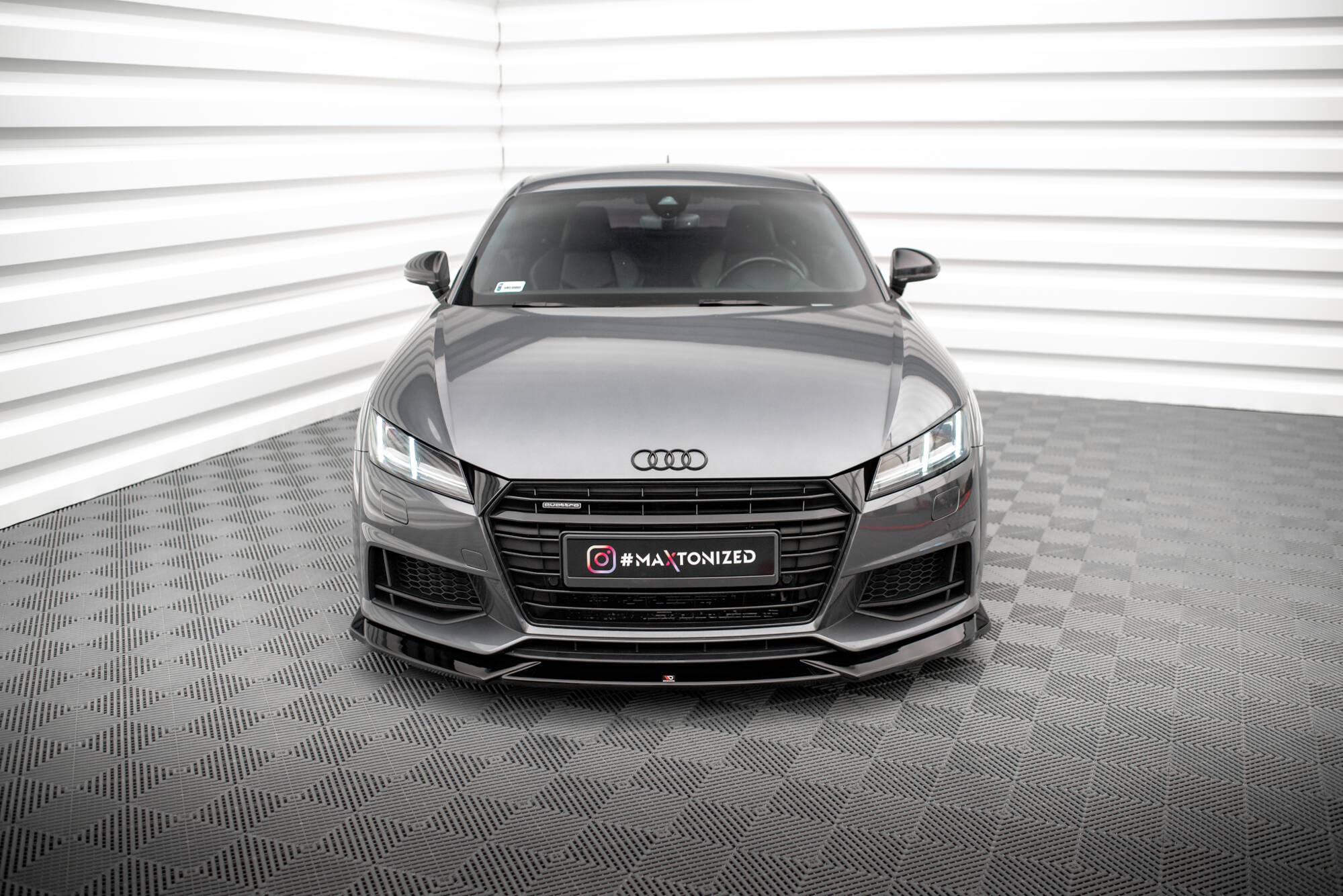 Front Splitter V.1 Audi TT S / S-Line 8S - 2