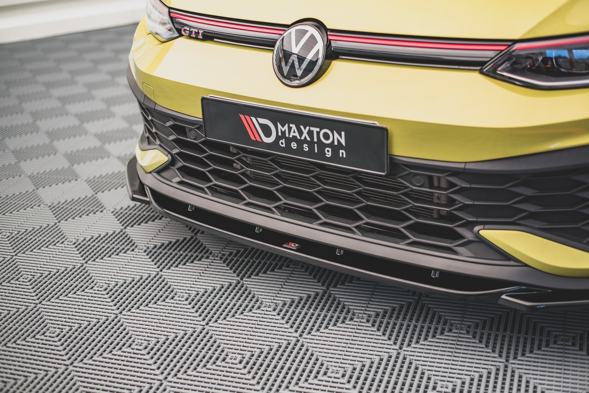 Front Splitter V.2 VW Golf 8 GTI Clubsport - 4